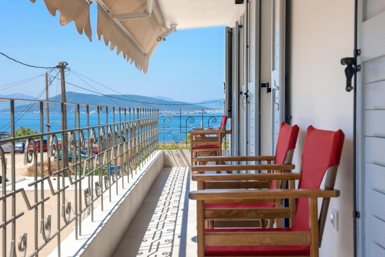 Axs First Floor Apartment Aegina Town Exterior photo