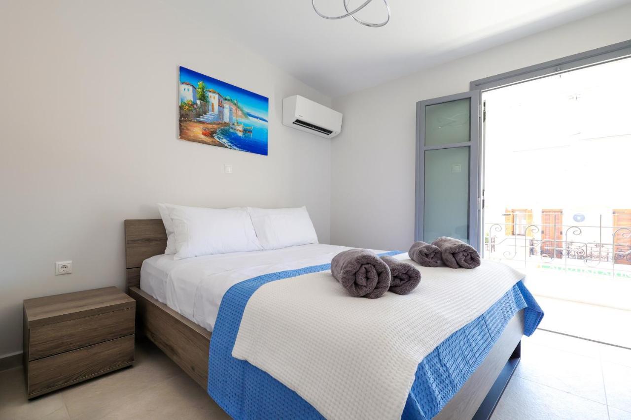 Axs First Floor Apartment Aegina Town Exterior photo